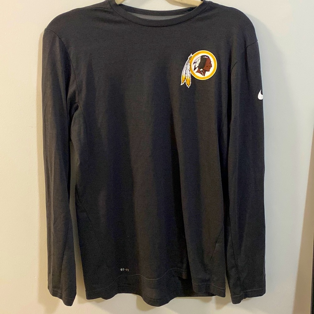 NFL Redskins Nike DRI-FIT Top. Size S